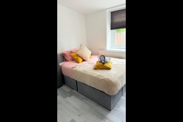 Room in a Shared House, Northumberland Road, HA2 - Photo 1