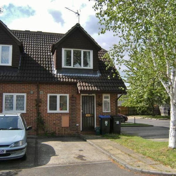 Priestly Gardens, Woking, Surrey, GU22 9YZ - Photo 1