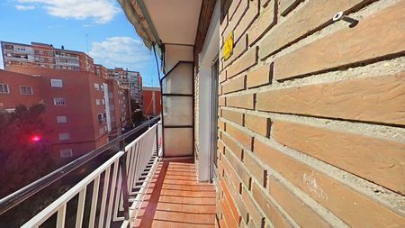 Piso de alquiler en Zofio - Photo 4