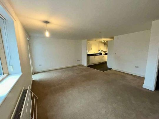 Apple Grove, Harrow, HA2 - Photo 1