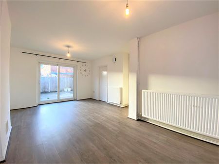 Beech Close, West Drayton, UB7 - Photo 3