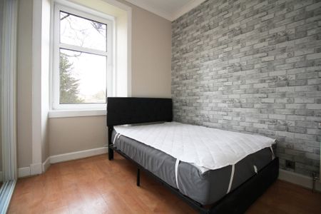 Queen Street, Kirkintilloch, East Dunbartonshire - Photo 3