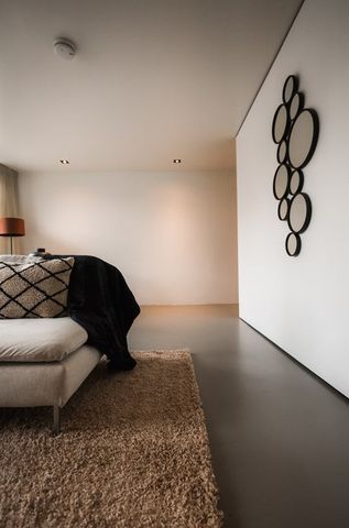 Te huur: Appartement Warmoesstraat in Amsterdam - Foto 4