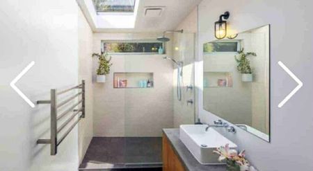 LOVELY HOME FILLED WITH CHARM AND CHARACTER : - Photo 5