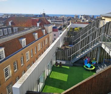 2 Bed Penthouse, Portland Street, BN1 - Photo 3