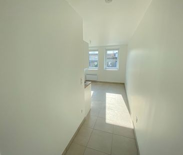 Location Appartement 1 pièce 21m² - Photo 3