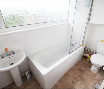 3 bed terraced house to rent in NE38 - Photo 6