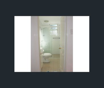 Gorgeous Rozelle Semi close to Cafe's & Restaurants of Darling Street - Photo 4