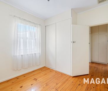 21 Tiparra Ave, Park Holme SA 5043 - House For Rent | Domain - Photo 3