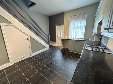 2 bedroom house to rent - Photo 2