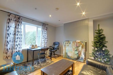 2 bedroom house share to rent - Photo 2