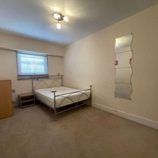 The Aspect, Queen Street, Cardiff, CF10 - Photo 1