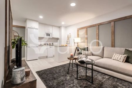 Apartamento de alquiler en Calle de Viriato, Trafalgar - Photo 4
