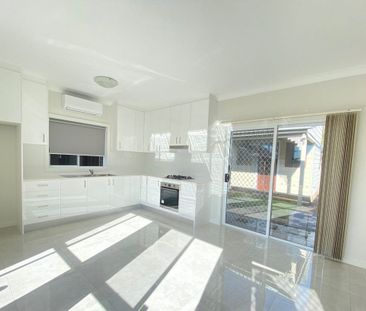 Charming 2-Bedroom Home in the Heart of Riverwood - Photo 5