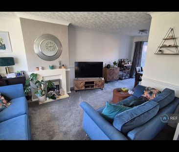 3 bedroom semi-detached house to rent - Photo 5