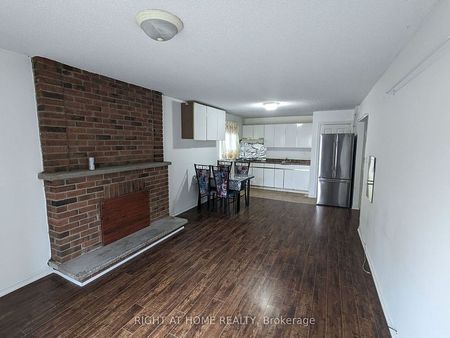 For Lease - 877 Thistle Down Circle Unit# Lower, Mississauga, Ontario - Photo 2
