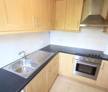 1 bedroom apartment to rent - Photo 2