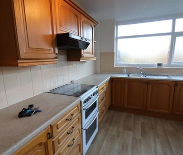 3 BED House To rent - Photo 6