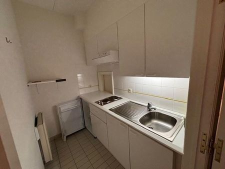 Service-appartement in centrum Brugge, met zicht op prachtige tuin - Photo 5