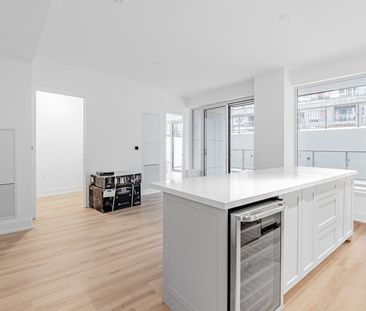 For Lease - 333 Sunseeker Avenue Unit# 138, Innisfil, Ontario - Photo 1