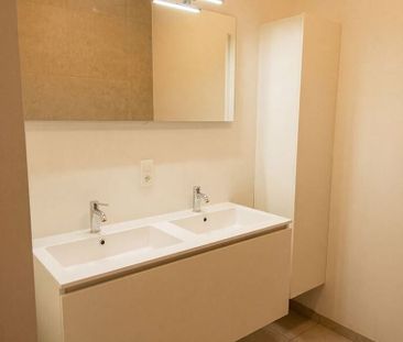 Appartement te huur in Maaseik voor € 950 met 2 slaapkamers - Foto 5