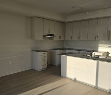 For Lease - 79 Rackham Lane, Clarington, Ontario - Photo 6