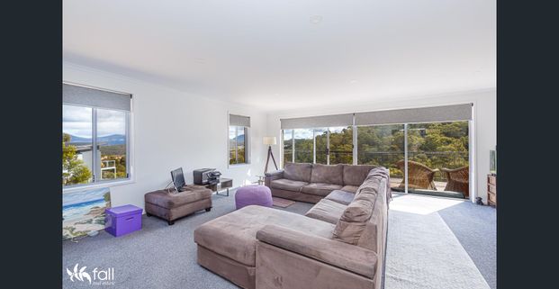 Beautiful House in Quiet Location - Photo 1