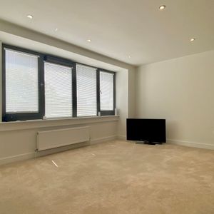 Parkstone Road, Poole - Photo 2