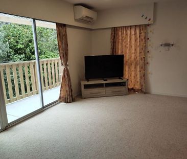 Modern 2-Bedroom Townhouse with Deck & Courtyard. - Photo 1