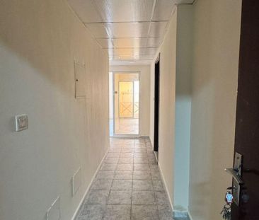 A two-bedroom apartment with a separate living ro - Photo 6