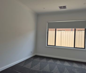 11 Lakepark Boulevard, Mildura VIC 3500 - Photo 4
