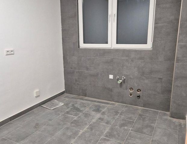 moderne Neubauwohnung zu vermieten - Foto 1