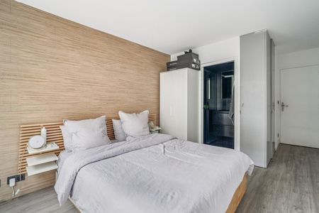 Appartement • La Plaine des Sablons - Photo 4