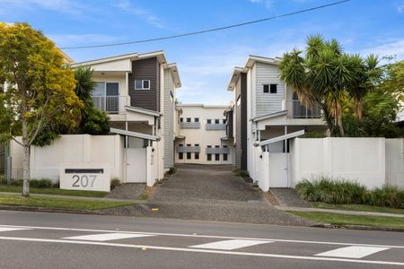 207, Pickering Street, QLD, Enoggera - Photo 2