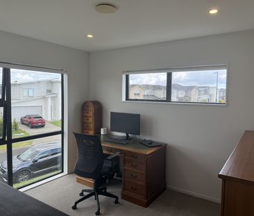 8 Orford Lane, Takanini - Photo 2