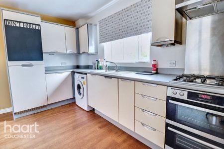 2 bedroom coach house to rent - Photo 4