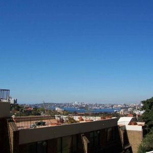 STUDIO IN NEUTRAL BAY WITH VIEWS! - Photo 2