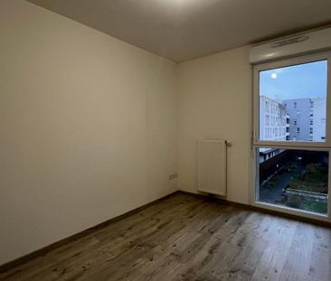 Location Appartement 3 pièces 66m² CAPINGHEM 59160 - Photo 2