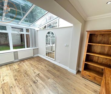 3 bedroom flat to rent - Photo 3