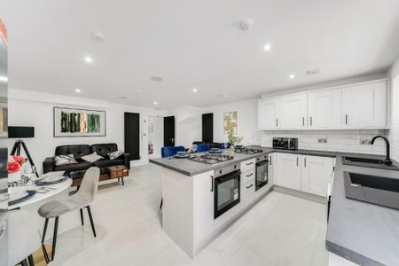 6 bedroom house to rent - Photo 2