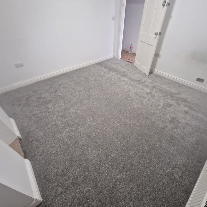 3 Bed Detached House, Bellvue Park Brislinton, BS4 - Photo 1