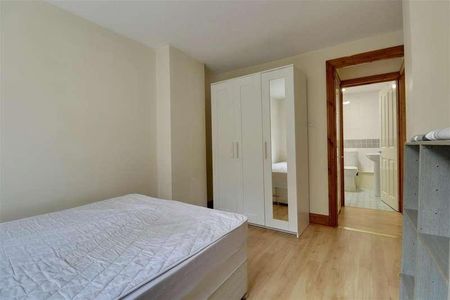 Elphinstone Road, Southsea, PO5 - Photo 2