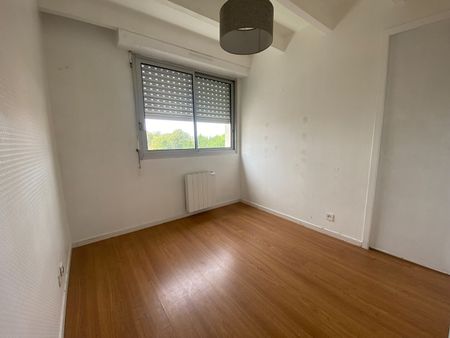 Location Appartement 3 pièces 43m² - Photo 3