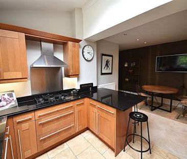 Newhall Street, Macclesfield - Photo 4