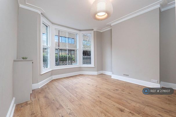 4 bedroom terraced house to rent - Photo 1