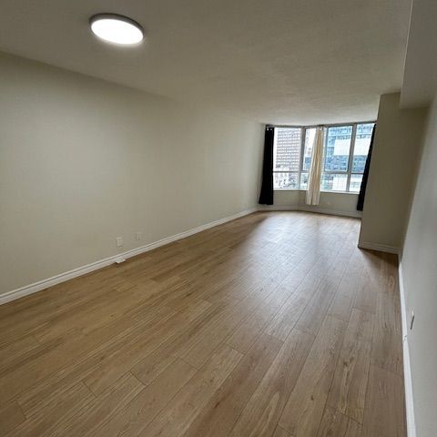 For Lease - 711 Bay Street Unit# 919, Toronto, Ontario - Photo 1