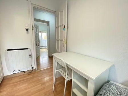 Calle de Orio, Madrid, Community of Madrid 28041 - Photo 3