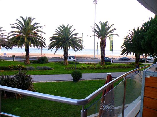 Moradia isolada T4+1 para arrendamento no Alto da Barra em Oeiras - Photo 1