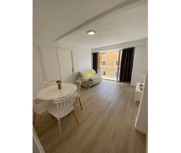 3 BEDROOM APARTMENT IN BENIDORM - Photo 1