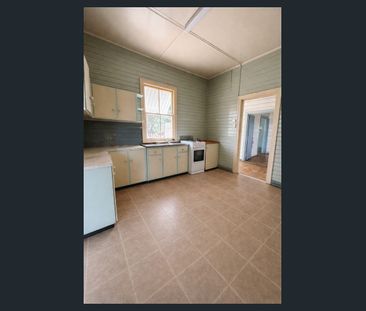 25 Little Barber Street, Gunnedah - Photo 3